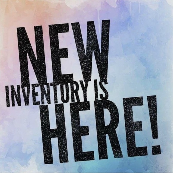 Unlisted Inventory Women Please Screenshot your purchases. - Picture 2 of 9